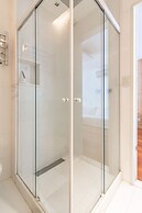 Modern Design Between Ipanema and Copacabana Bc405