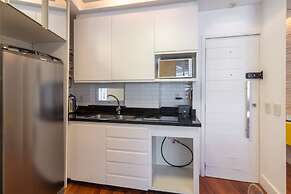 Modern Design Between Ipanema and Copacabana Bc405