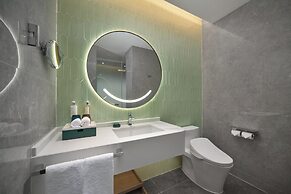 Holiday Inn Wuhan Tianhe Airport by IHG