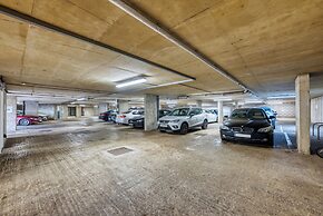 The Pinnacle by Cotels