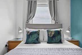 The Pinnacle by Cotels