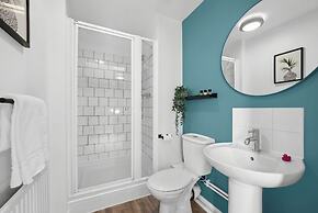 The Pinnacle by Cotels