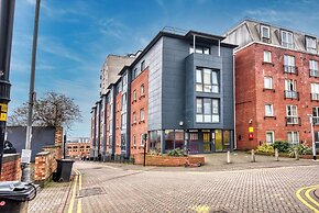 The Pinnacle by Cotels