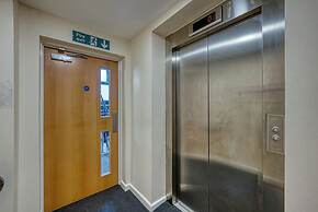 The Pinnacle by Cotels