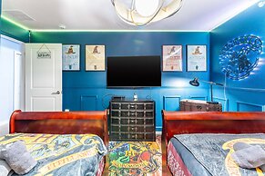 Private Disney Oasis With Pool Hot Tub Ps5 and Modern Amenities