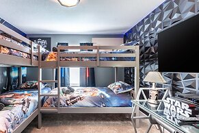 Private Disney Oasis With Pool Hot Tub Ps5 and Modern Amenities