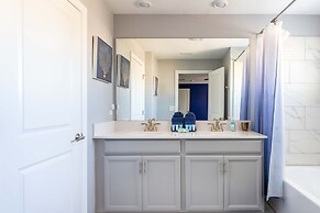 Private Disney Oasis With Pool Hot Tub Ps5 and Modern Amenities