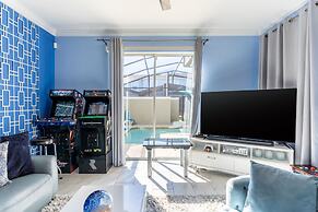 Private Disney Oasis With Pool Hot Tub Ps5 and Modern Amenities