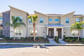 Private Disney Oasis With Pool Hot Tub Ps5 and Modern Amenities