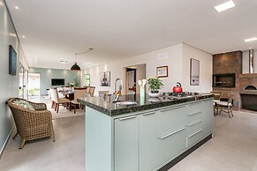 Casa em Condomímio Cachoeira B. Jesus