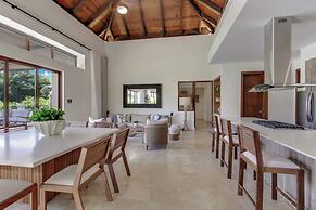 Stylish Newly Built Villa in Cap Cana