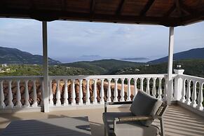 Eleftherion Comfort Living Lefkada