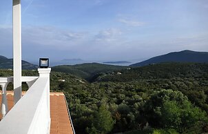 Eleftherion Comfort Living Lefkada