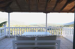 Eleftherion Comfort Living Lefkada