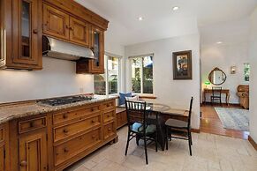 Santa Barbara Luxury Beach Getaways