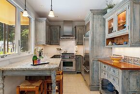 Santa Barbara Luxury Beach Getaways