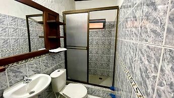 Aparta Hotel Los Tucanes