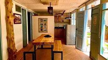 Aparta Hotel Los Tucanes