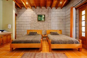 Los Encinos Countryside Nature & Privacy