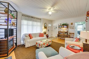 Walk to Downtown: Pet-friendly Cottage in Tyron