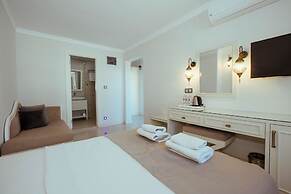 Cunda Say Resort
