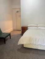 Woolpack Hotel