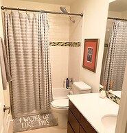 Retro Cowyboy Villa in the Heart of Austin