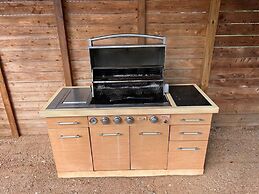 Retro Cowyboy Villa in the Heart of Austin