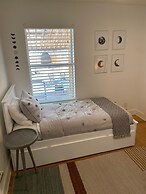 Retro Cowyboy Villa in the Heart of Austin