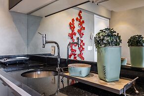 Rep1817 Neila in S o Paulo