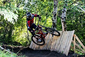 Prince Hotel By Secret Garden