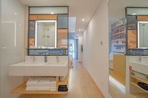 Prince Hotel By Secret Garden