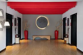 Prince Hotel By Secret Garden