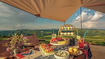 Prince Hotel By Secret Garden