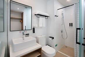 Prince Hotel By Secret Garden