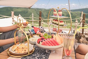 Prince Hotel By Secret Garden