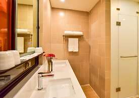 Prince Hotel By Secret Garden