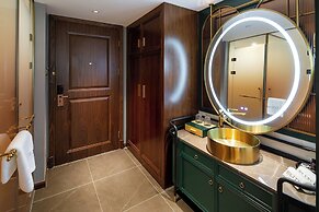 Kaiser Hotel Guangzhou Gangding Metro