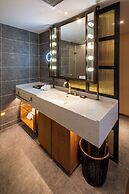 Kaiser Hotel Guangzhou Gangding Metro