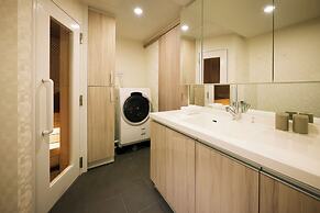 Minn Kitahiroshima Station East