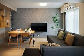 Minn Kitahiroshima Station East