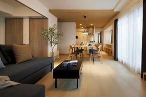 Minn Kitahiroshima Station East