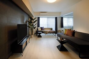 Minn Kitahiroshima Station East