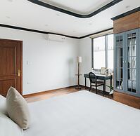 Luxe Paradise Residence Dang Thai Mai