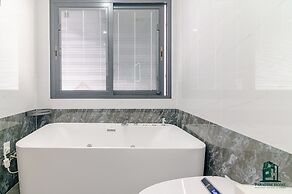 Luxe Paradise Residence Dang Thai Mai