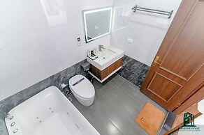 Luxe Paradise Residence Dang Thai Mai