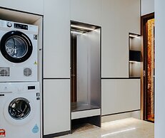 Luxe Paradise Residence Dang Thai Mai