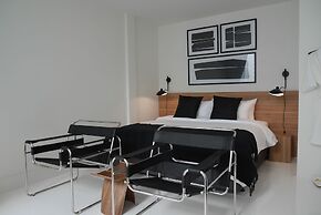 Dear Sunday Hometel Bangkok