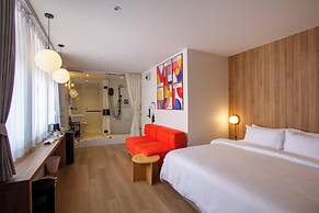 Dear Sunday Hometel Bangkok