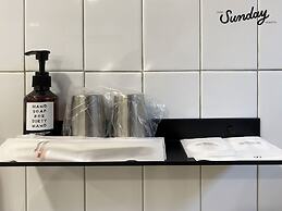 Dear Sunday Hometel Bangkok